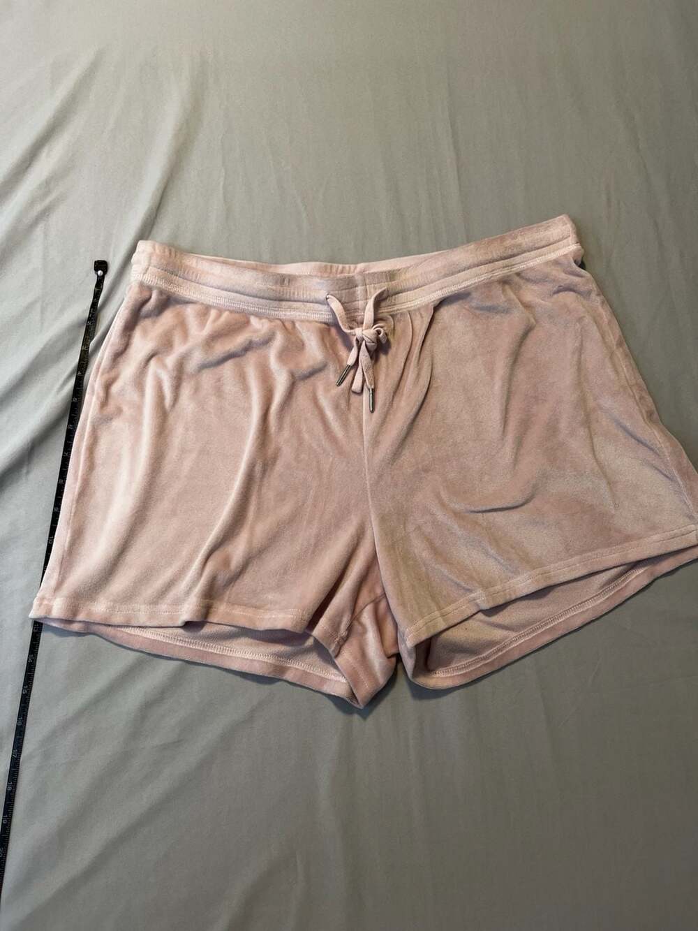 Y2K Juicy Couture Pink Velour Shorts XL Rhinestone Logo Sleepwear 2000s McBling